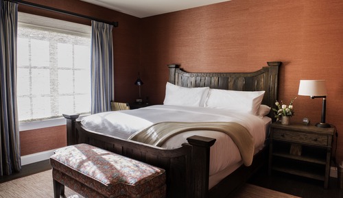 Mountain King with Fireplace