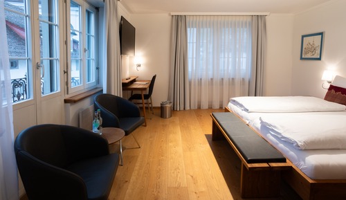 Junior Room, Balcony