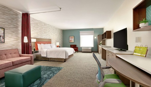 Studio, 1 King Bed, Accessible, Bathtub