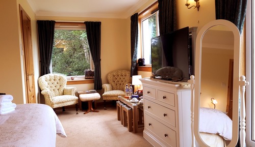 Luxury Double Room, 1 King Bed, Ensuite, Lake View