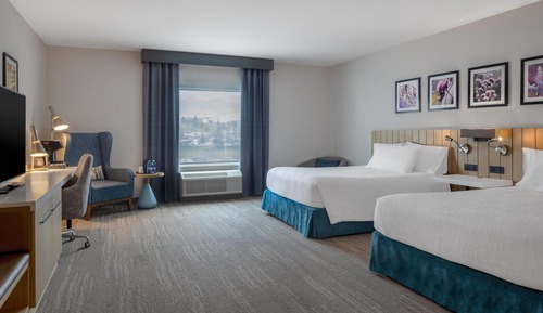 Suite, 2 Queen Beds, Accessible (Roll-In Shower, Mobility & Hearing)