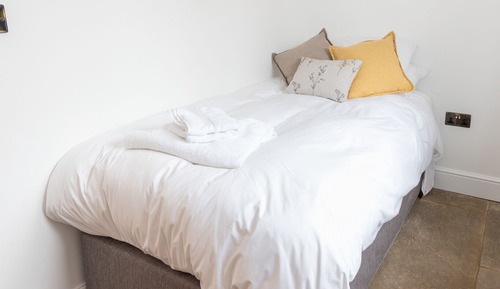 Standard Cottage, Ensuite, Courtyard View (Premium three bedroom)