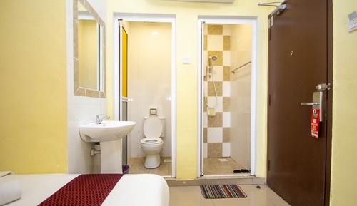 Family 5 with windows