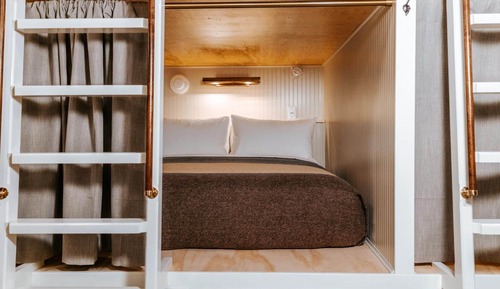 Room, 1 Double Bed (Full Bed Lower Bunk)