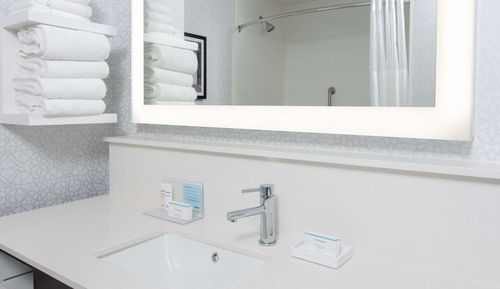 Room, 2 Queen Beds, Accessible (Hearing)