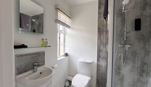 Double Room, Ensuite (Front Room)