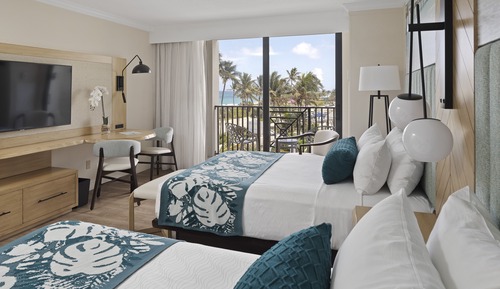 Room, 2 Queen Beds, Partial Ocean View
