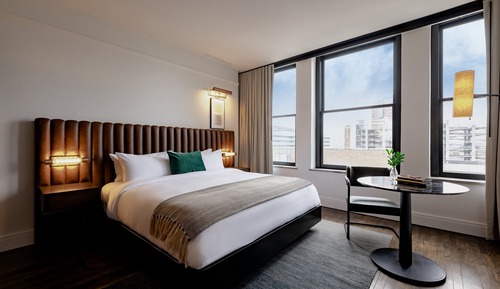 Standard Room, 1 King Bed