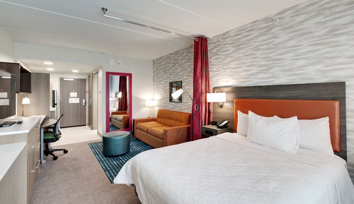 Studio, 1 King Bed, Accessible (Hearing)