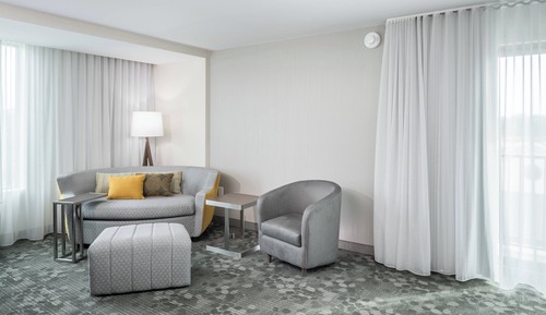 Room, Multiple Beds, Balcony