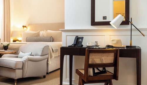 Junior Studio Suite