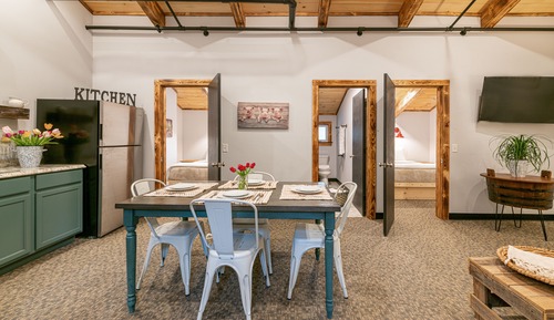 Family (2 Queen,1 Sofa bed)