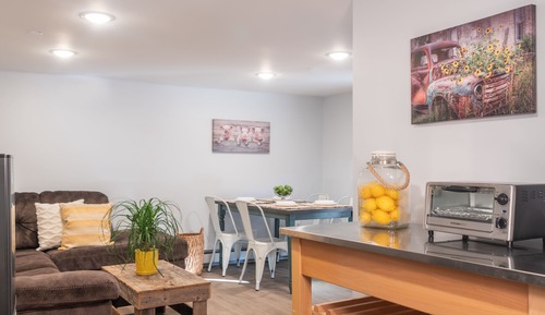 Standard Plus Room 7 - 1 Queen Bed, 1 Double Futon and 1 Double Sofa Bed