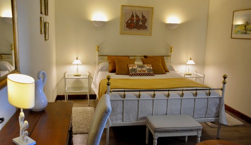 Superior Room (Château de Fontaine-Madame)