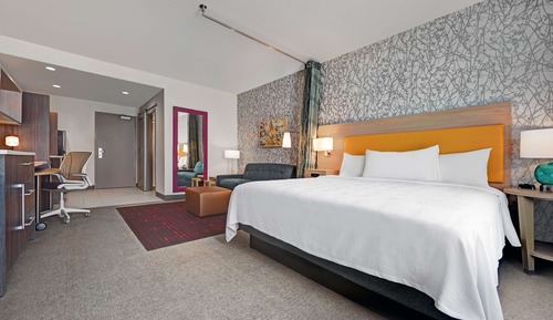 Studio Suite, 1 King Bed, Non Smoking