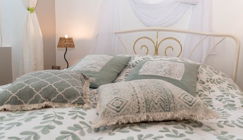 Double Room, 1 Queen Bed, City View, Ground Floor