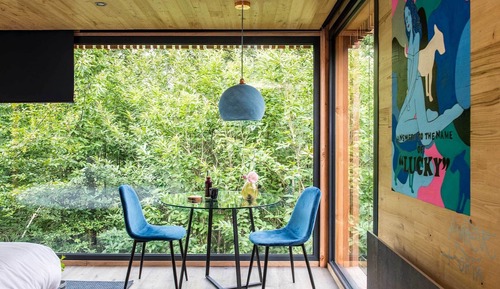 Design Suite, Hot Tub - "Lost Lodge" by Aurèle