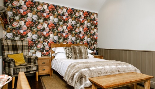 Double Room, Private Bathroom (Room 1)