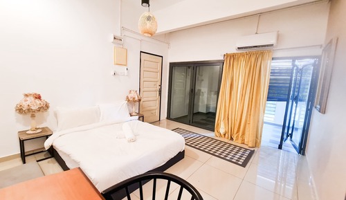 Studio, 2 Queen Beds