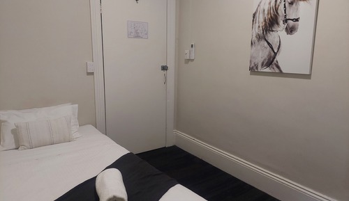 Single Room, Shared Bathroom