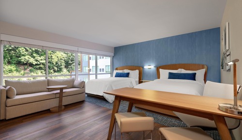 Studio, Multiple Beds (Mobility Accessible, Roll-in Shower)