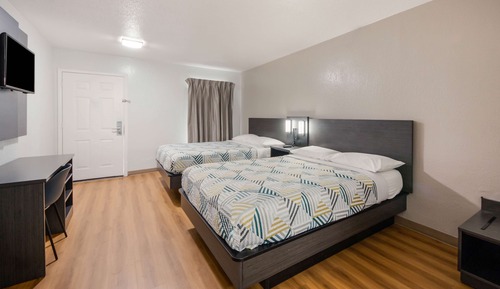 Standard Room, 2 Queen Beds, Non Smoking, Kitchenette