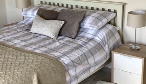 House, Private Bathroom