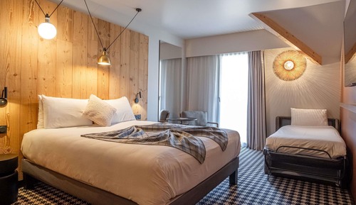 Comfort Triple Room, Balcony (village view)