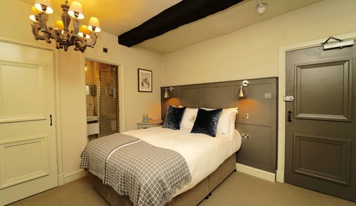 Standard Double Room (Small)