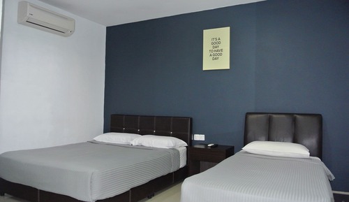 Family Room, 1 Bedroom