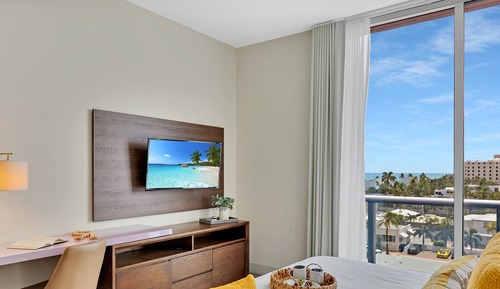 Superior Studio, Bay View