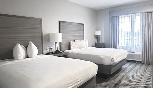 Double Queen Beds, Accessible
