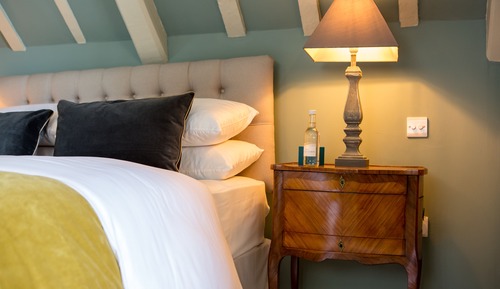 Signature Double Room, Ensuite, Partial Sea View (RX 6)