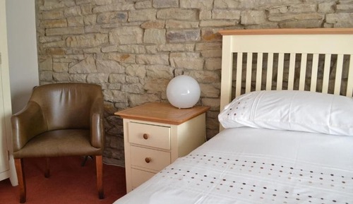 Deluxe Suite, Private Bathroom