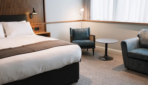 Bigger - (Family) Room