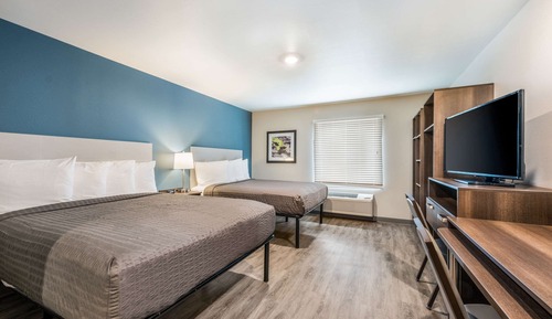 Standard Room, 2 Queen Beds, Non Smoking