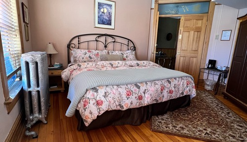 Basic Room, 1 King Bed #2