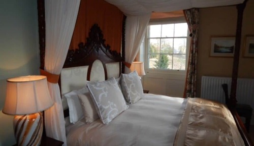 Double Room (Beaumont Four Poster)