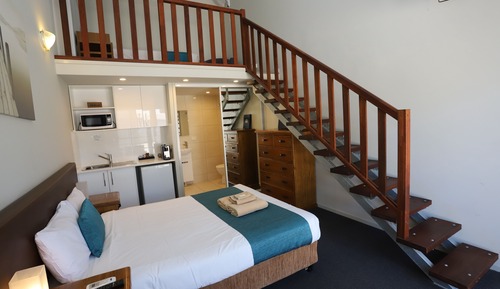 Deluxe Twin Room (Not Pets Friendly)