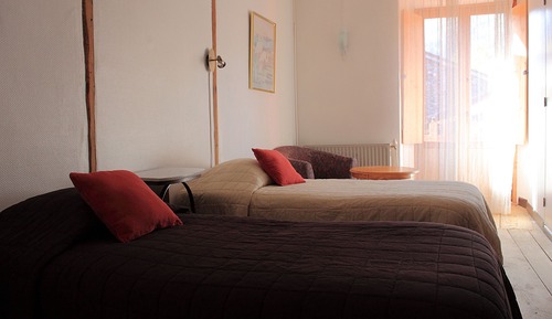 Double Room, Ensuite (Ch 03)