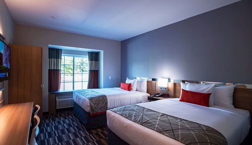 Room, 2 Queen Beds, Accessible, Non Smoking (Mobility/Hearing Tub w/Grab Bars)