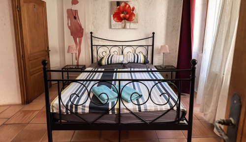 Family Apartment (Pont du Gard)