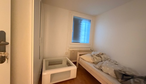 Basic Single Room, Shared Bathroom