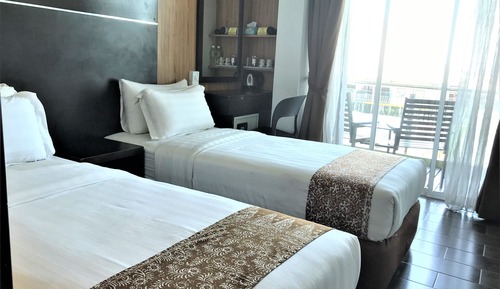 Standard Twin Room, Sea View