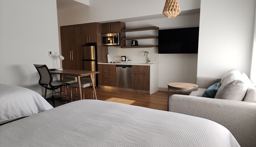 Studio, Multiple Beds