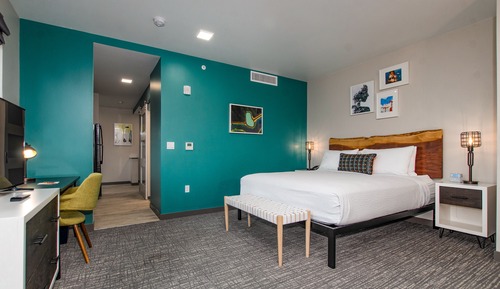 Suite, 1 King Bed, Balcony, Park View (Van Duzer King Suite - with Parkview )