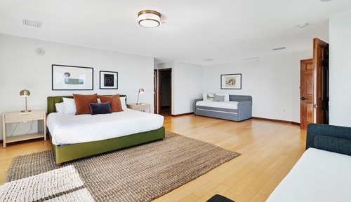 6 Bedroom Penthouse | 2 units