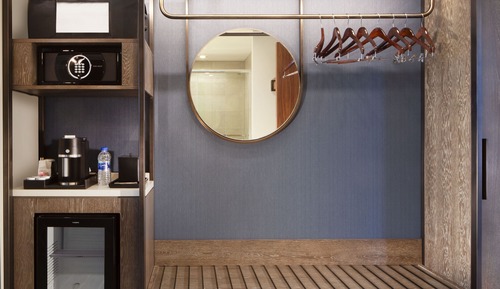Room, 2 Queen Beds, Accessible, Bathtub