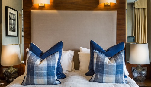 HOTEL EXECUTIVE DOUBLE