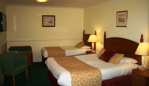 Family Twin Room, Multiple Beds, Courtyard View